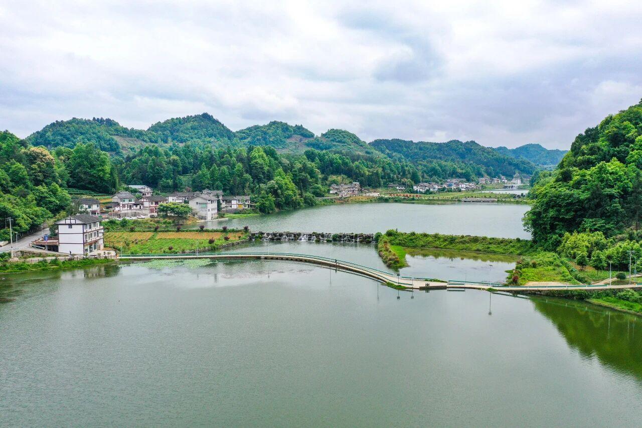 貴州省遵義市湄潭縣大溪溝生態(tài)清潔型小流域治理成效。潘希來 攝.jpg