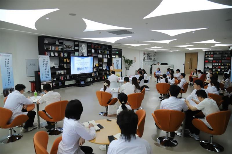 ?深圳鹽田法院“聽濤社”引領(lǐng)青年干警成長(zhǎng)紀(jì)實(shí)