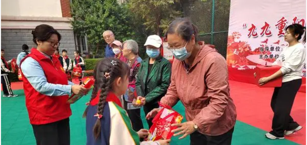 重陽將至，老人們“花式”過節(jié)