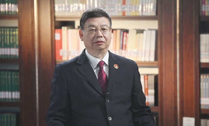 以釘釘子的精神抓實(shí)“一本賬”落實(shí)