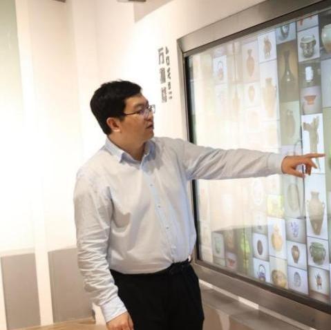 全國人大代表崔巖：加大創(chuàng)新投入與數(shù)據(jù)安全保障 讓人工智能研發(fā)、應(yīng)用、監(jiān)管安全可控